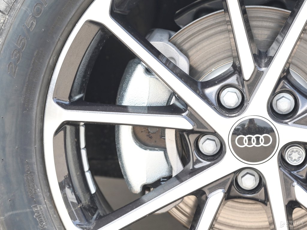 阿瓦隆綠奧迪Q3 Sportback細節(jié)其它細節(jié)圖片