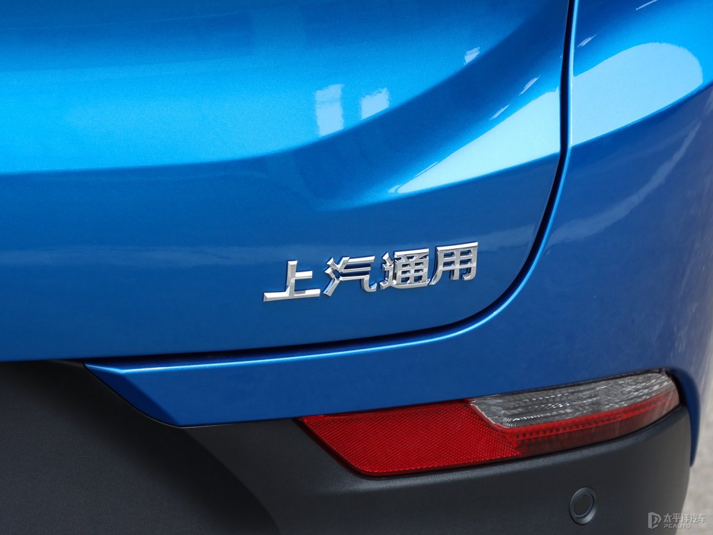 春水藍(lán)昂科拉車尾外觀圖片
