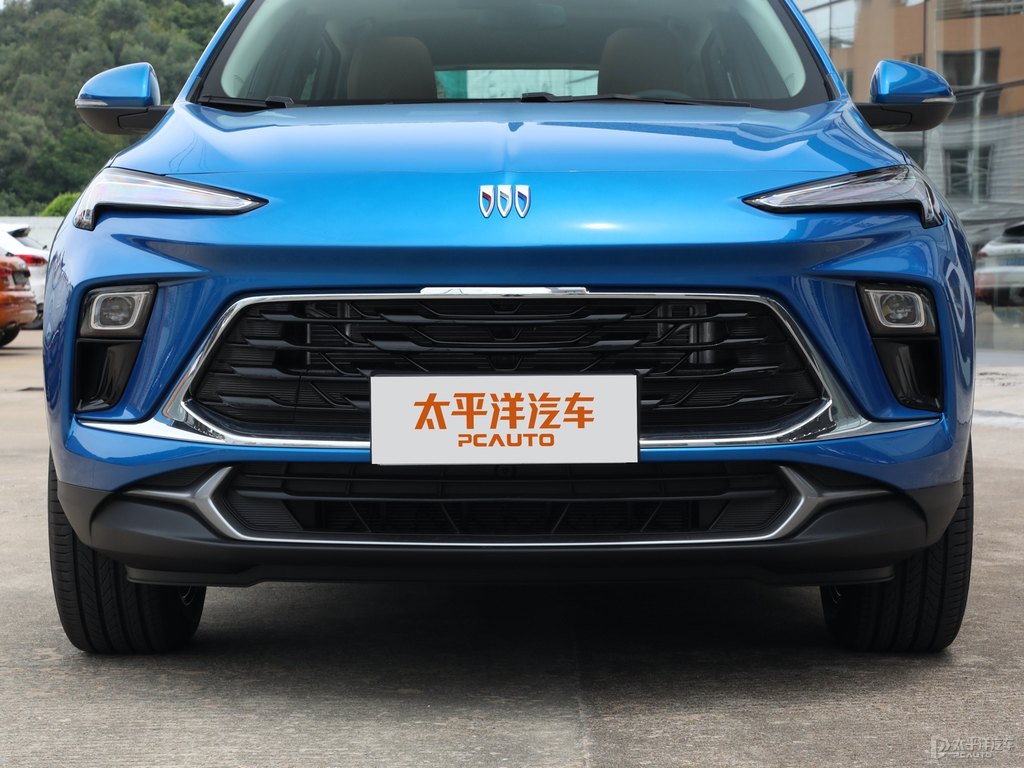 春水藍昂科拉車頭外觀圖片