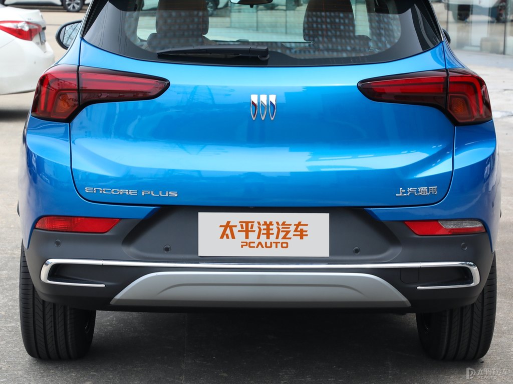 春水藍昂科拉車尾外觀圖片