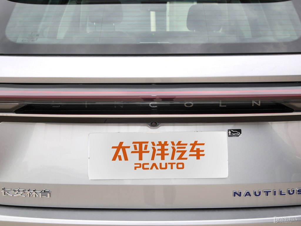 電光銀航海家車尾外觀圖片