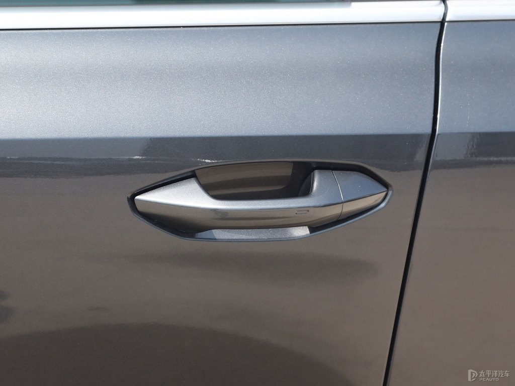 天云灰奧迪A3車身外觀圖片