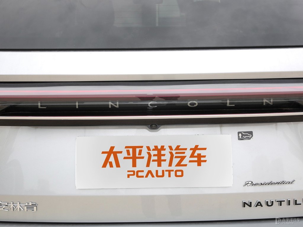 電光銀航海家車尾外觀圖片