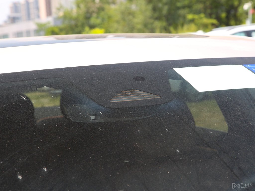 星耀沙沃爾沃S90新能源車身外觀圖片