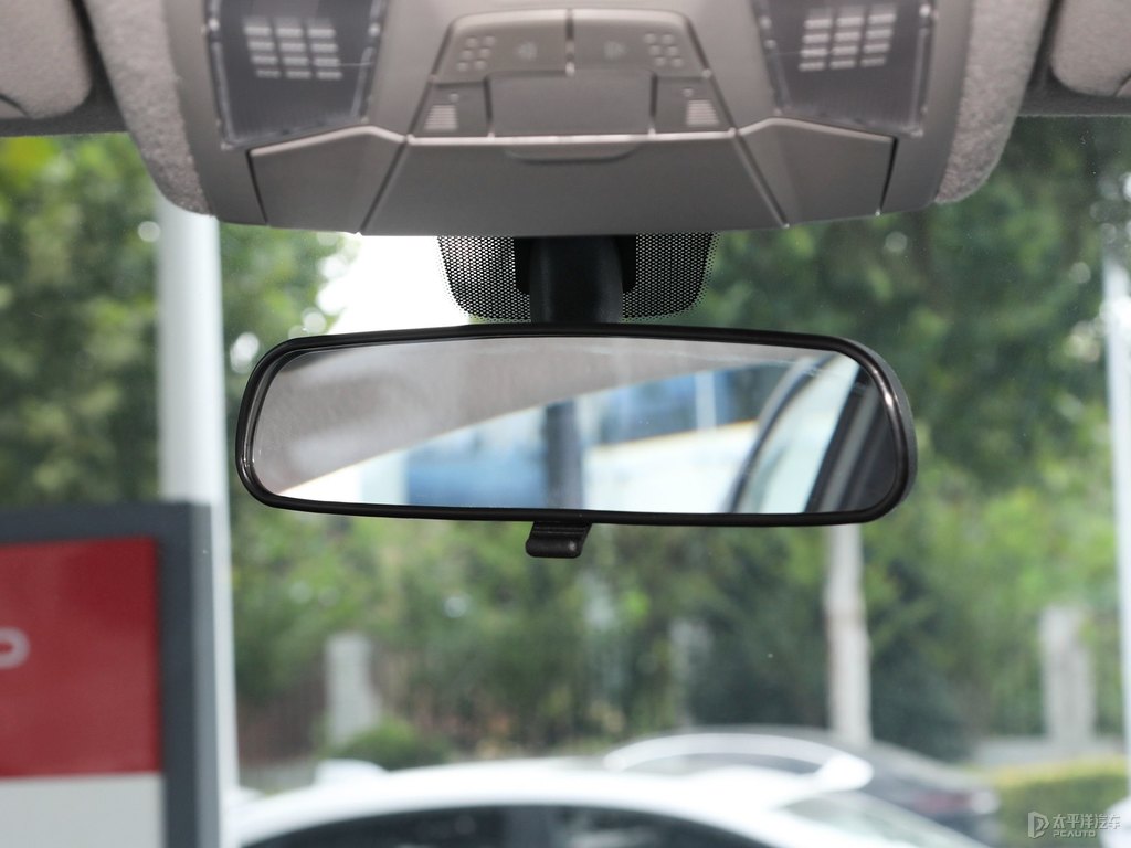 活力白元Pro車廂內(nèi)飾圖片