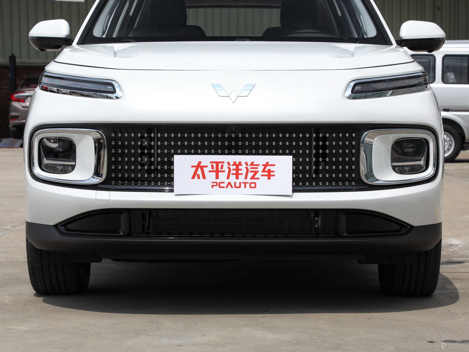 五菱星云外觀高清大圖