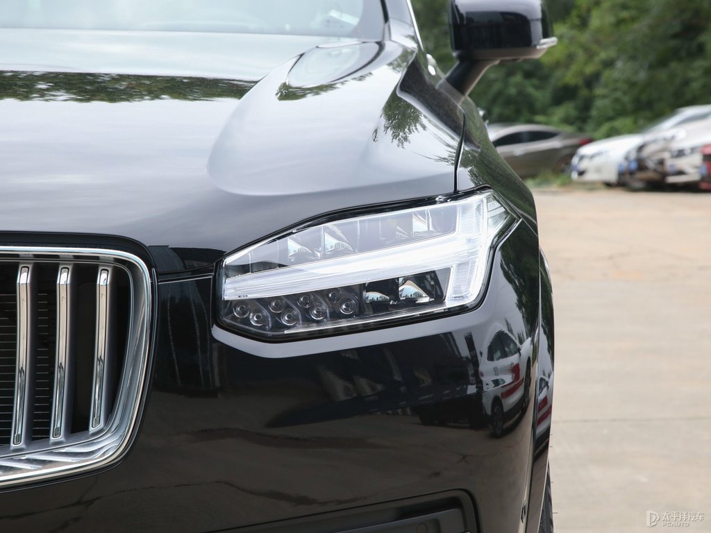 瑪瑙黑沃爾沃XC90新能源車頭外觀圖片