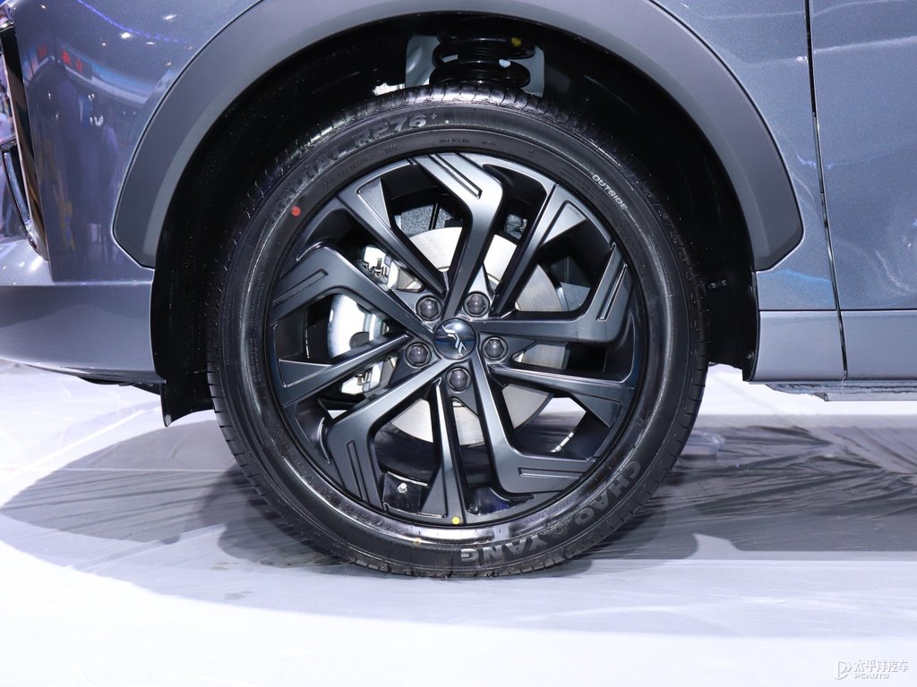 ҫʯҽQX PHEV܇^DƬ