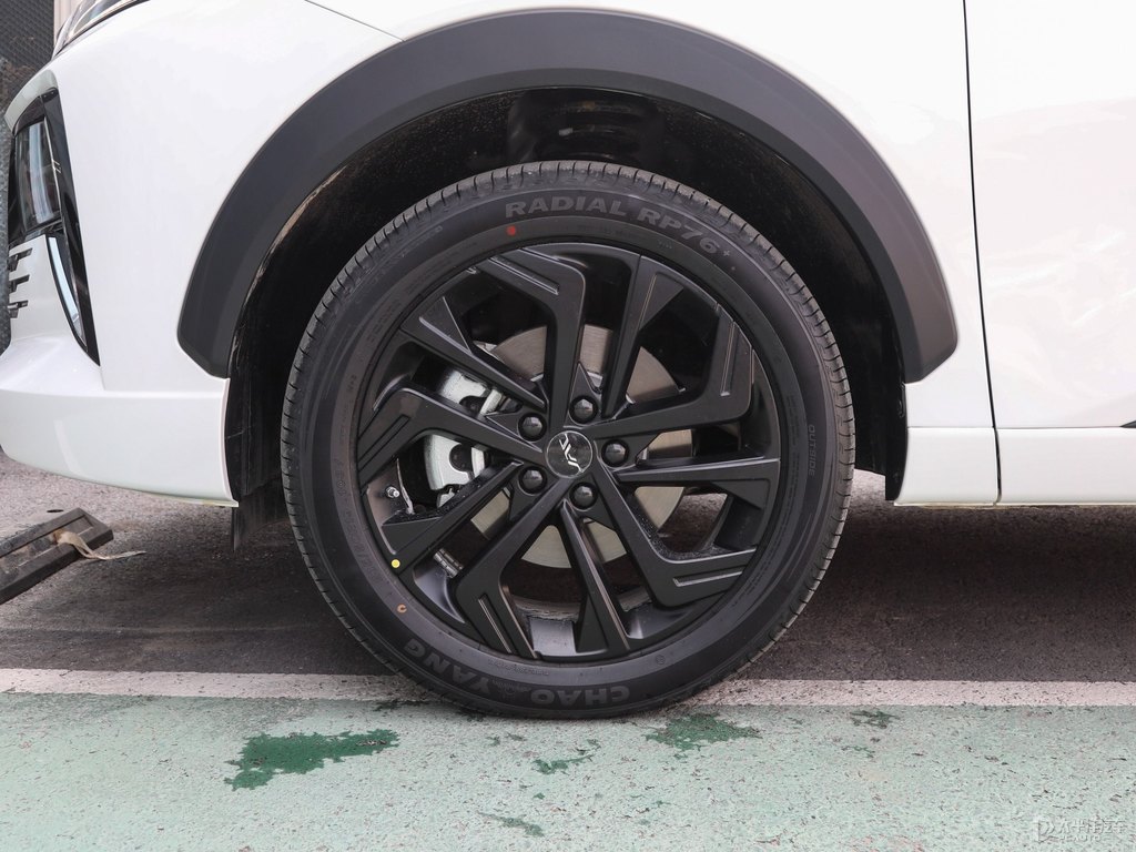׽QX PHEV܇(ch)^DƬ
