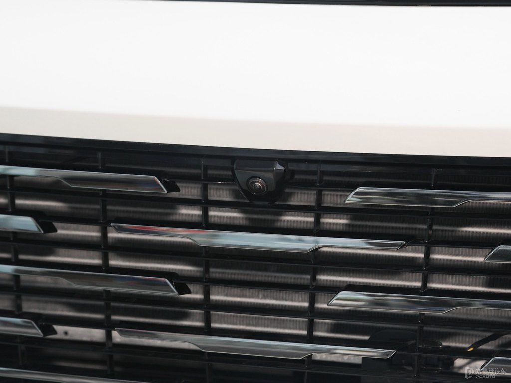 ׽QX PHEV܇^^DƬ