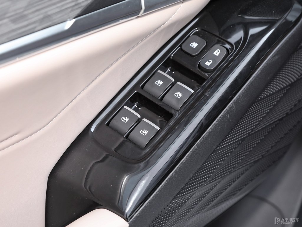 ׽QX PHEV܇(ni)DƬ