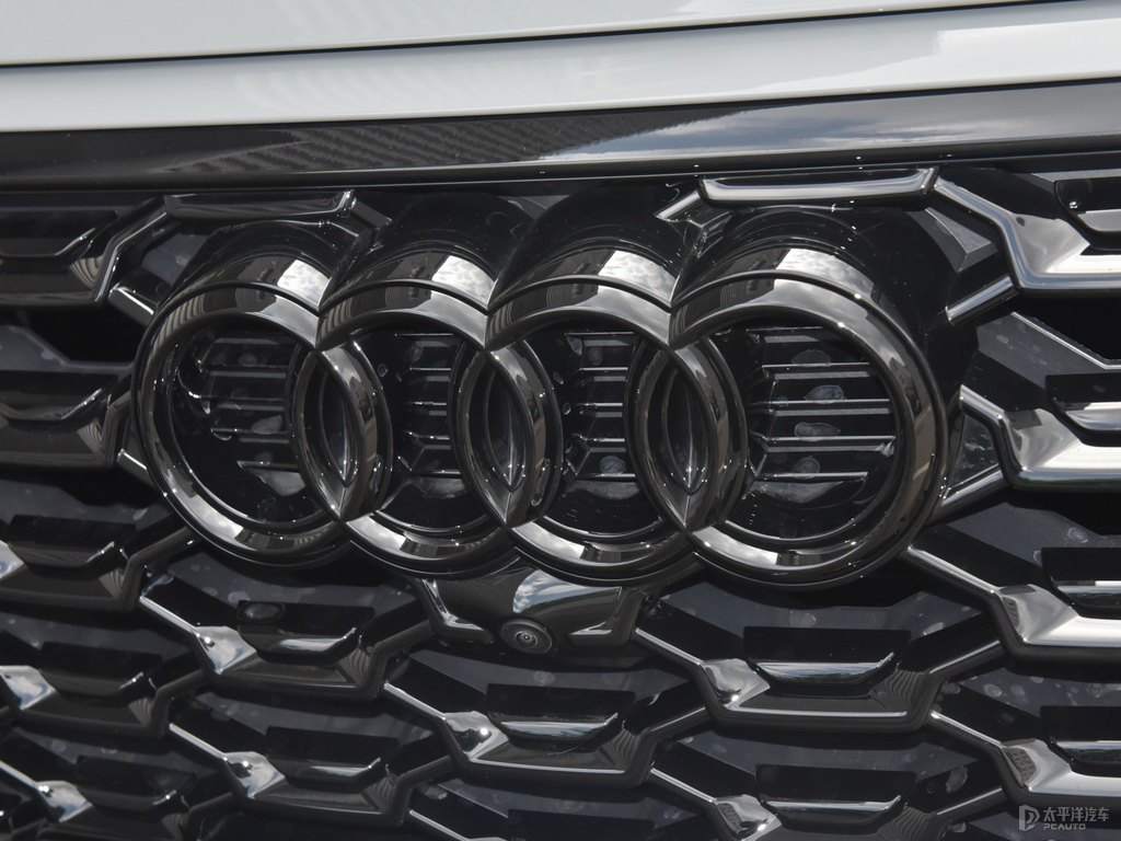 納多灰?jiàn)W迪Q5L Sportback車(chē)頭外觀圖片