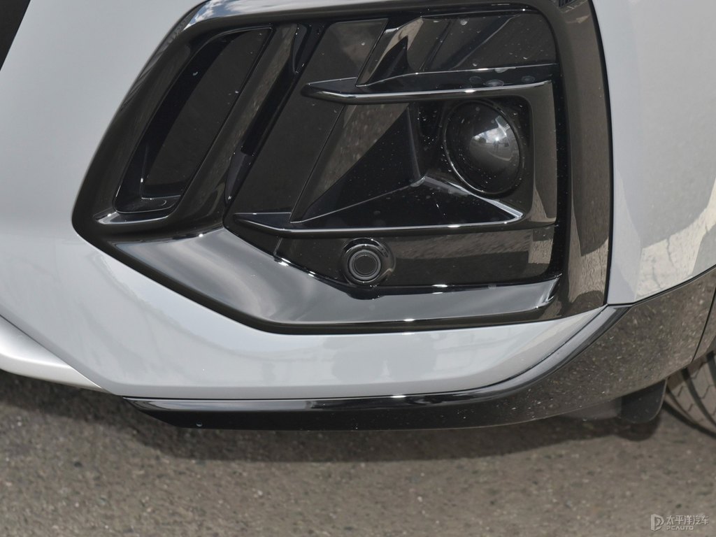 納多灰奧迪Q5L Sportback車頭外觀圖片