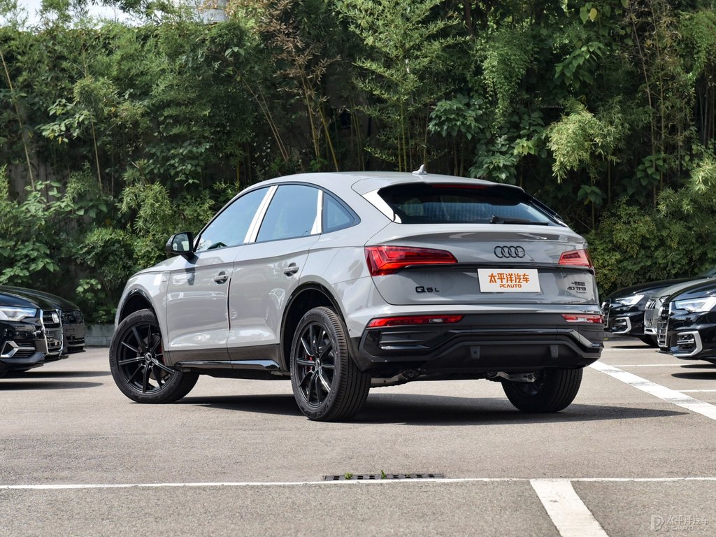 納多灰奧迪Q5L Sportback整車外觀外觀圖片