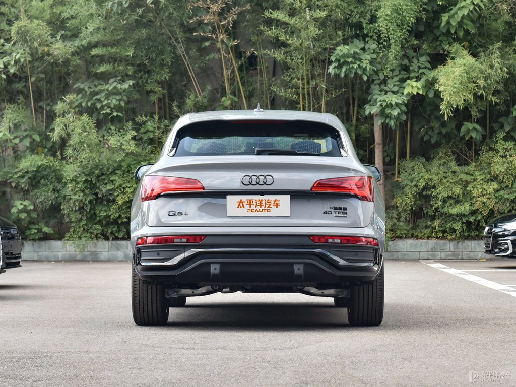 納多灰奧迪Q5L Sportback整車外觀外觀圖片