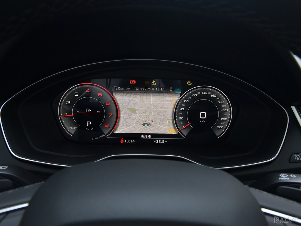 納多灰奧迪Q5L Sportback中控內(nèi)飾圖片