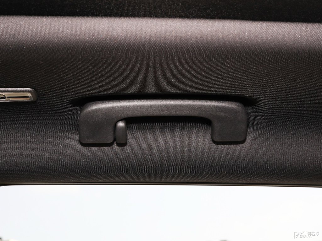 瀚金黑飛行家車廂內(nèi)飾圖片
