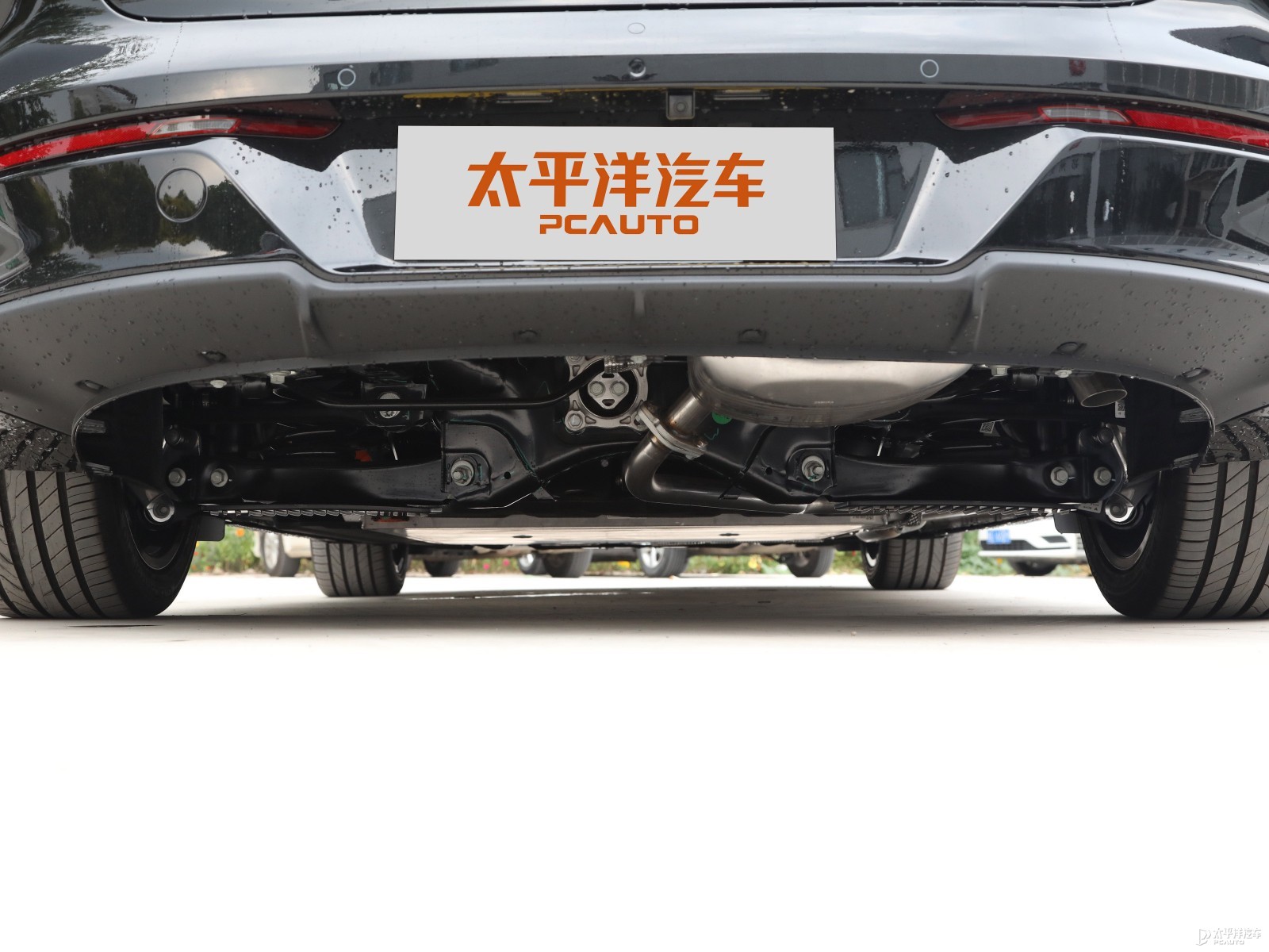 哪吒S細(xì)節(jié)高清大圖