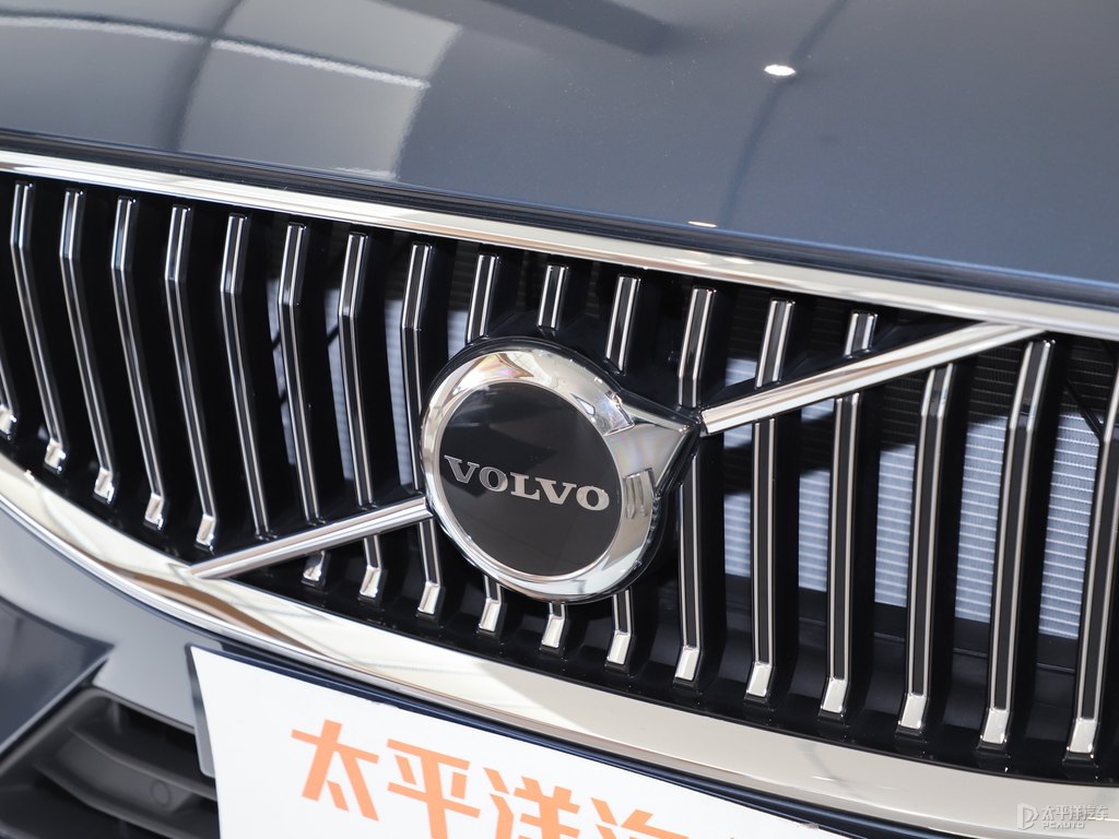 牛仔藍(lán)沃爾沃XC60車頭外觀圖片