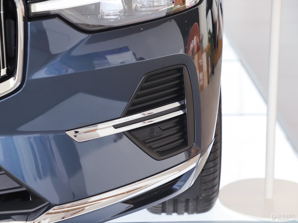 牛仔藍(lán)沃爾沃XC60車頭外觀圖片