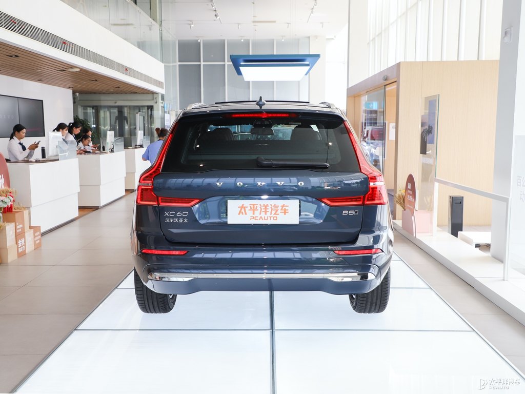 牛仔藍(lán)沃爾沃XC60整車外觀外觀圖片