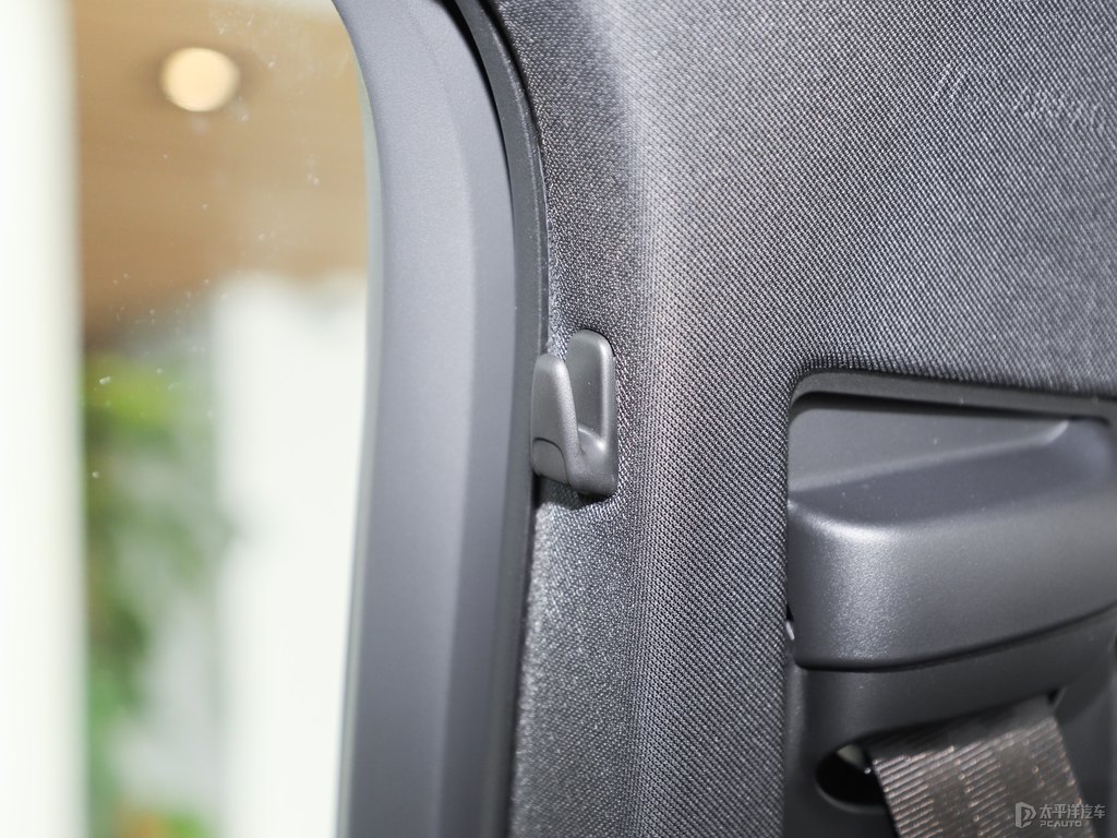牛仔藍(lán)沃爾沃XC60車廂內(nèi)飾圖片