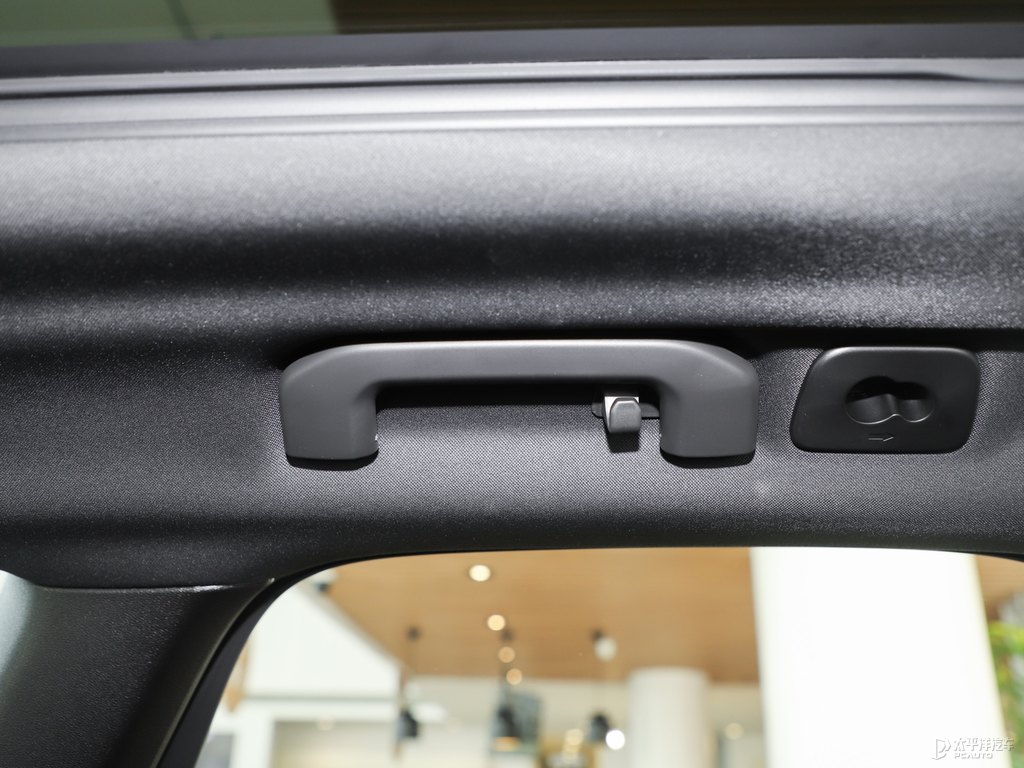 牛仔藍沃爾沃XC60車廂內飾圖片