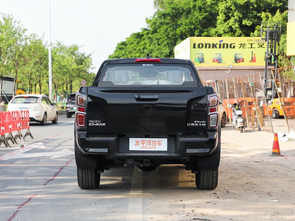 ˹D-MAX܇(ch)^^DƬ