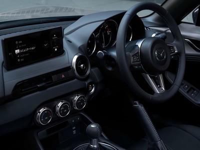 馬自達(dá)MX-5內(nèi)飾實(shí)拍圖