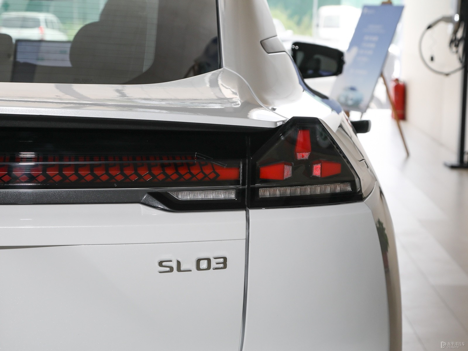 深藍(lán)SL03外觀高清大圖