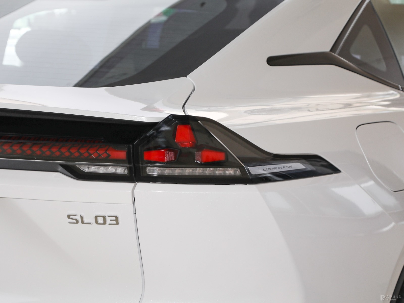 深藍(lán)SL03外觀高清大圖