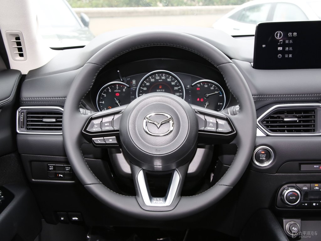 鉑鋼灰馬自達(dá)CX-5中控內(nèi)飾圖片