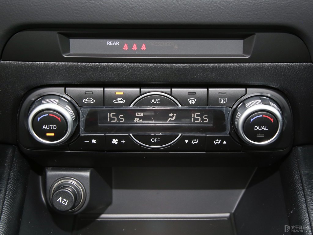 鉑鋼灰馬自達(dá)CX-5中控內(nèi)飾圖片