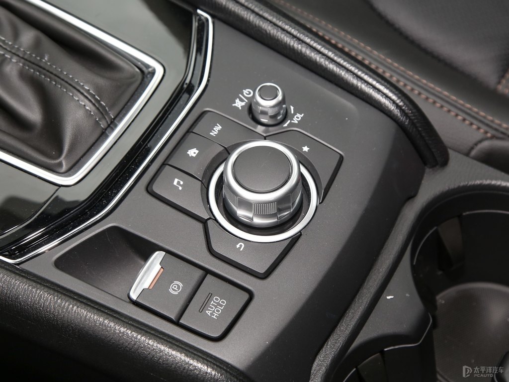 鉑鋼灰馬自達(dá)CX-5中控內(nèi)飾圖片