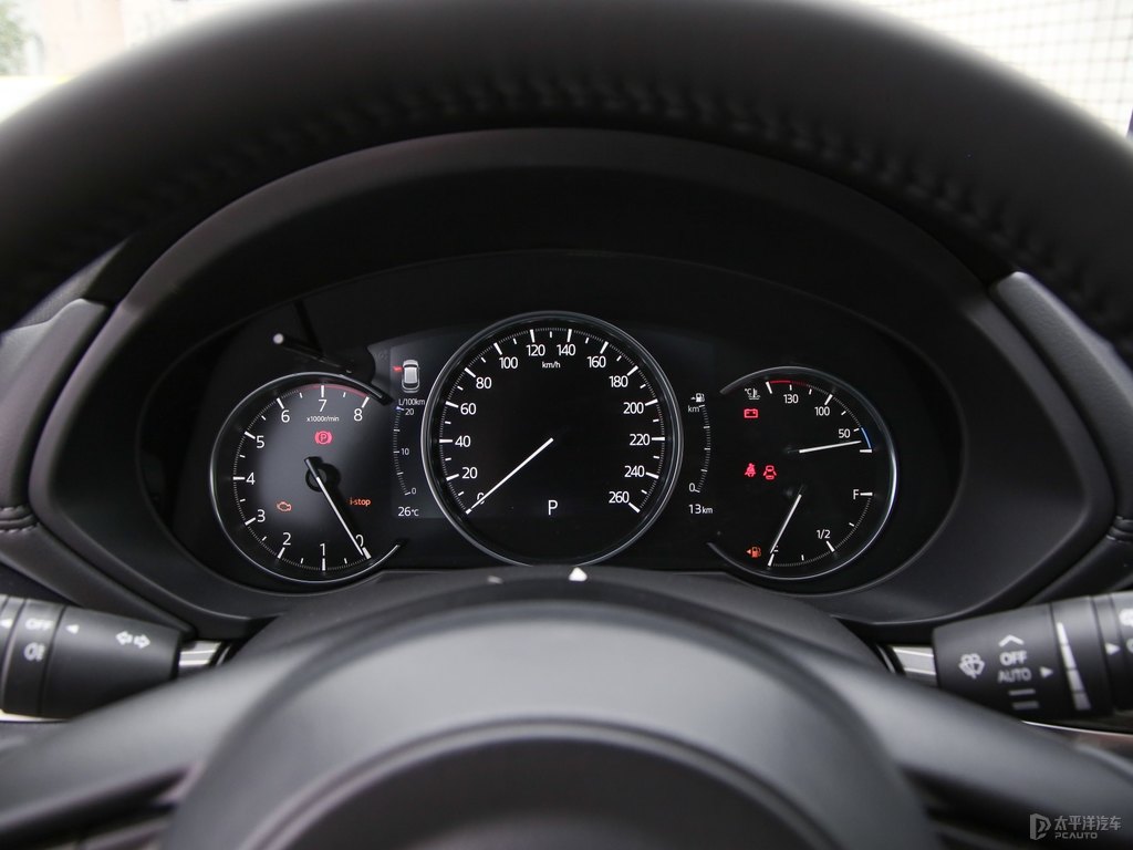 鉑鋼灰馬自達(dá)CX-5中控內(nèi)飾圖片