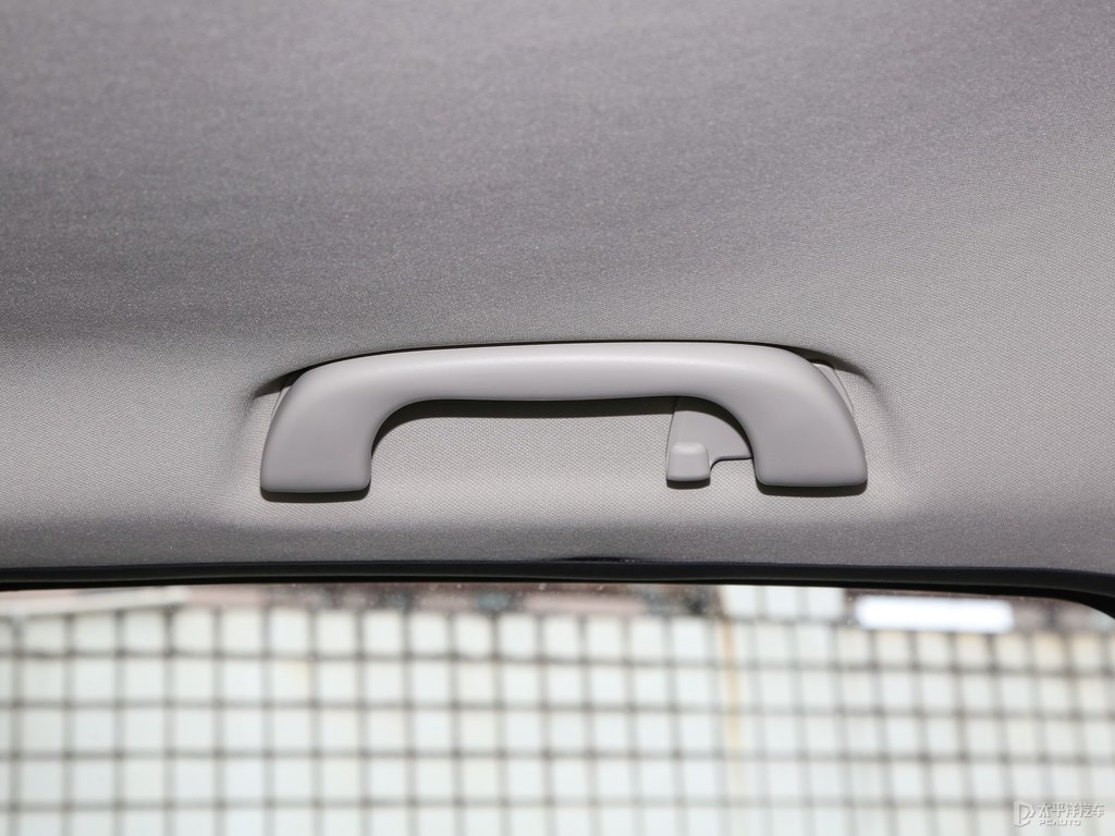 鉑鋼灰馬自達(dá)CX-5車廂內(nèi)飾圖片