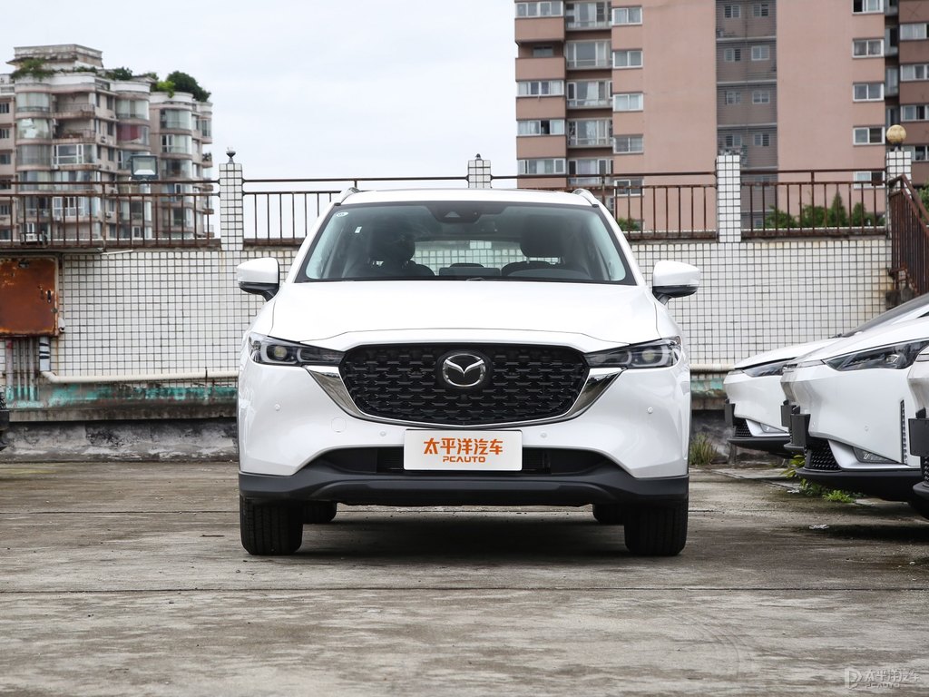 珠光白馬自達(dá)CX-5整車外觀外觀圖片