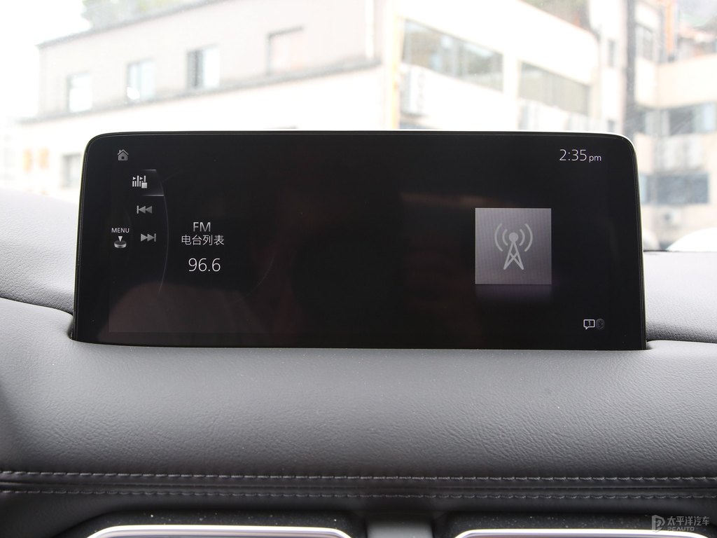 珠光白馬自達(dá)CX-5中控內(nèi)飾圖片