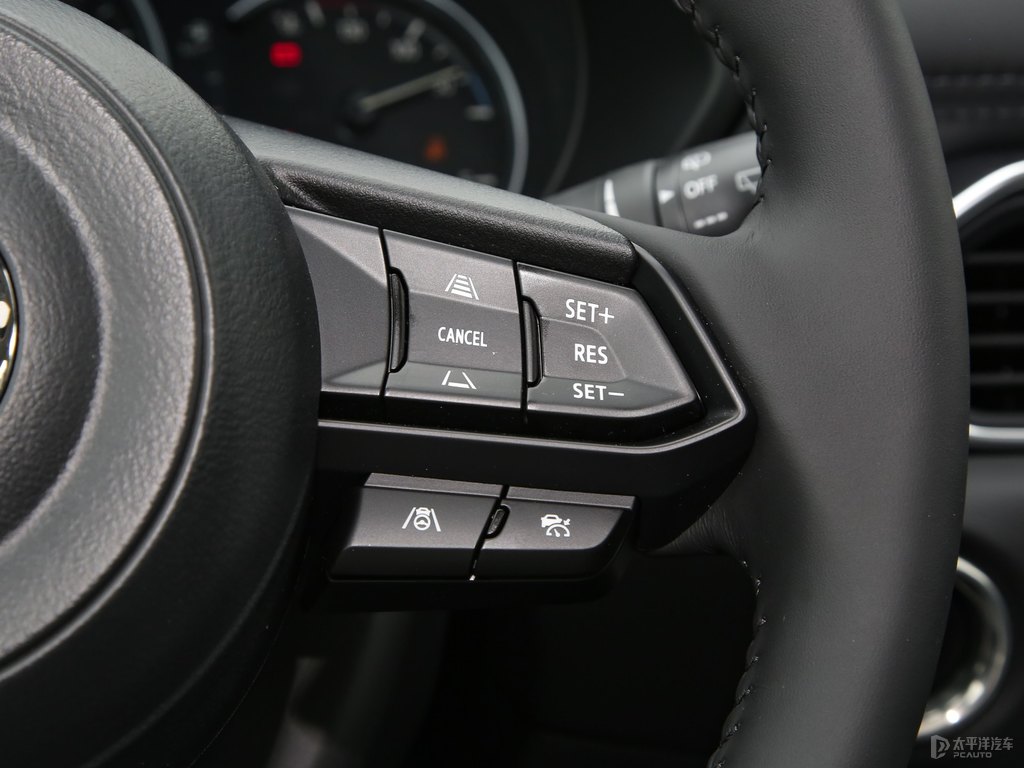 珠光白馬自達(dá)CX-5中控內(nèi)飾圖片