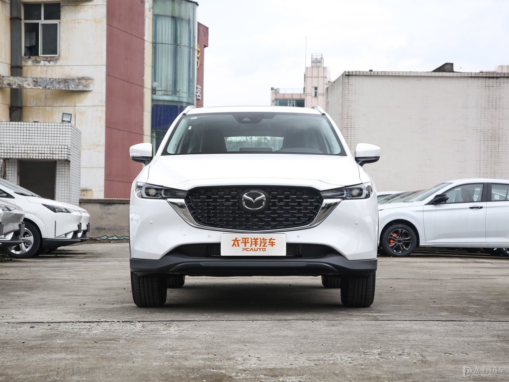 珠光白馬自達(dá)CX-5整車(chē)外觀外觀圖片