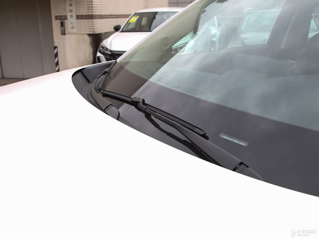 珠光白馬自達CX-5車身外觀圖片