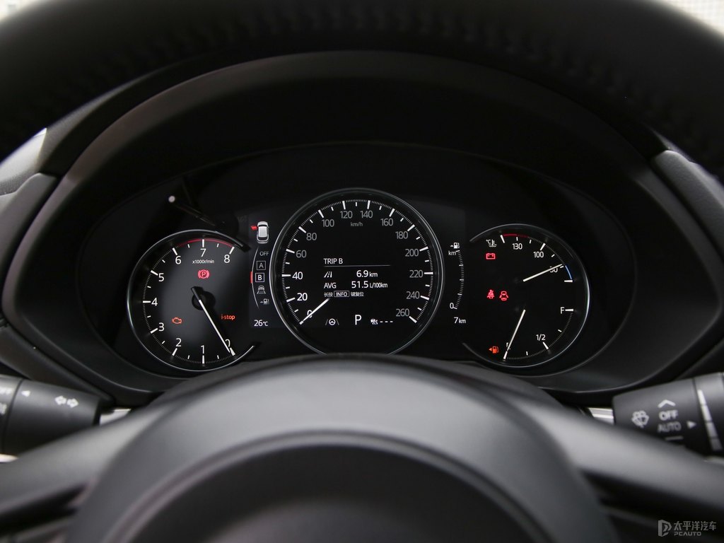 珠光白馬自達(dá)CX-5中控內(nèi)飾圖片
