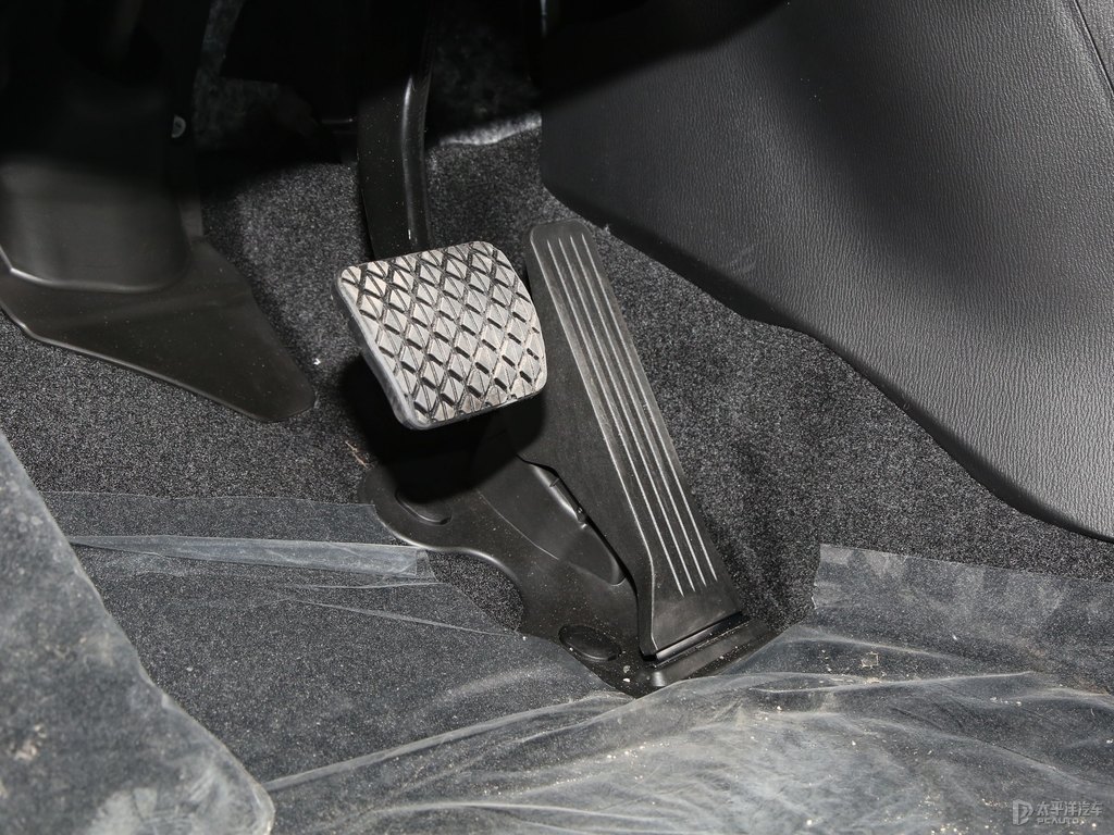 珠光白馬自達(dá)CX-5中控內(nèi)飾圖片
