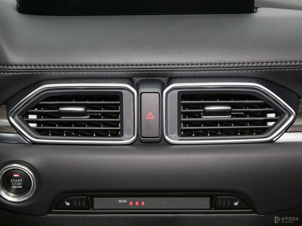 珠光白馬自達CX-5中控內(nèi)飾圖片