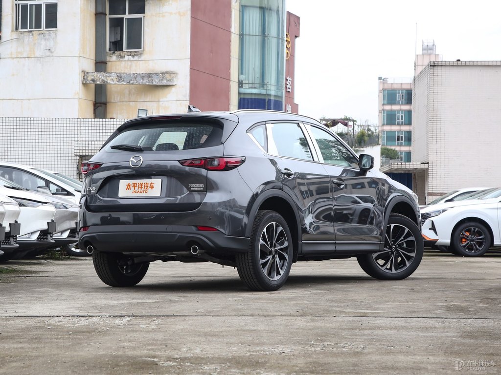鉑鋼灰馬自達(dá)CX-5整車外觀外觀圖片