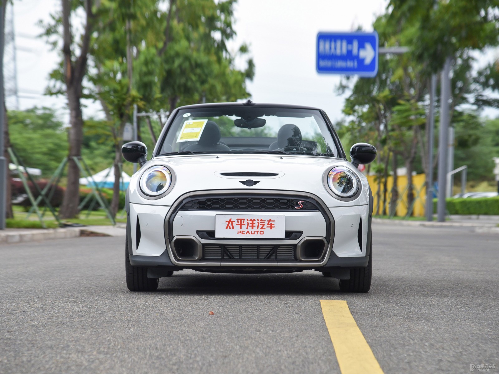 MINI CABRIO外觀高清大圖