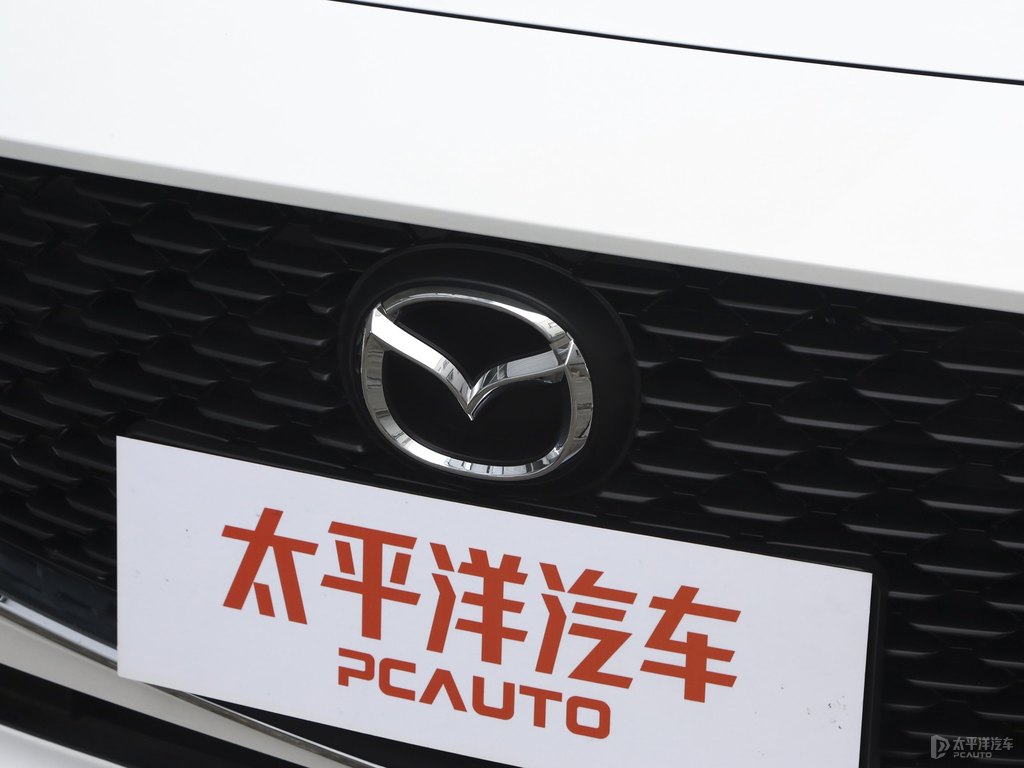 珠光白馬自達3 昂克賽拉車頭外觀圖片