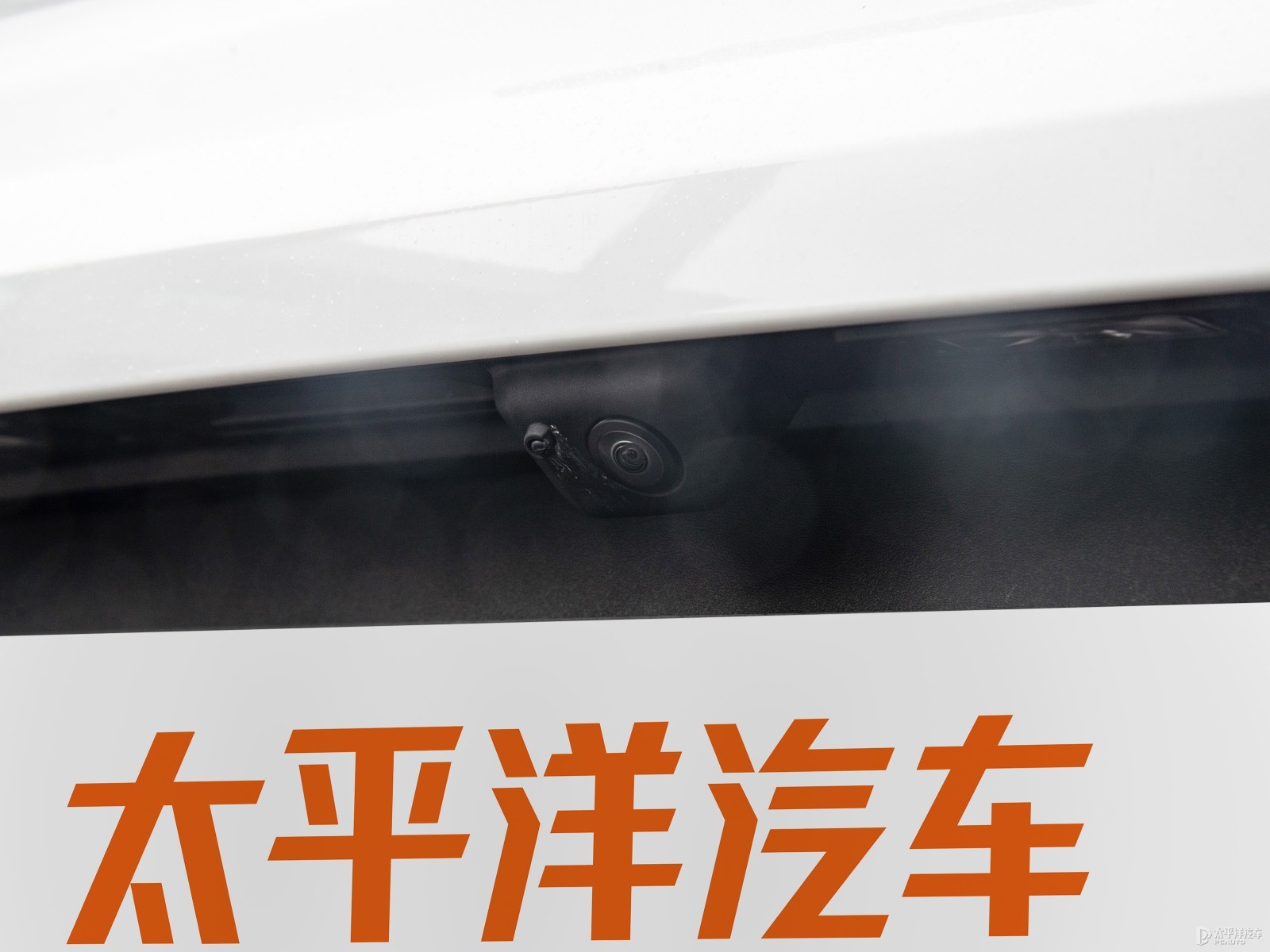 Cayenne新能源外觀高清大圖
