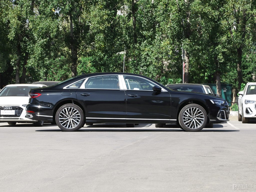 傳奇黑奧迪A8L整車外觀外觀圖片