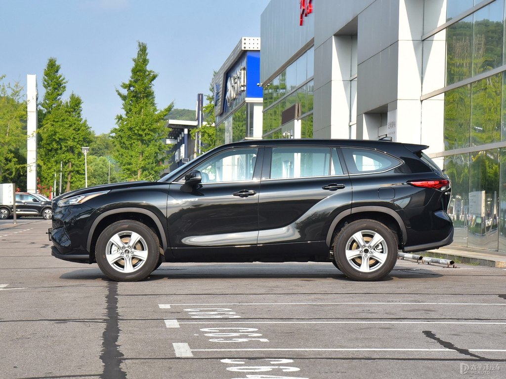墨晶黑漢蘭達(dá)整車(chē)外觀外觀圖片